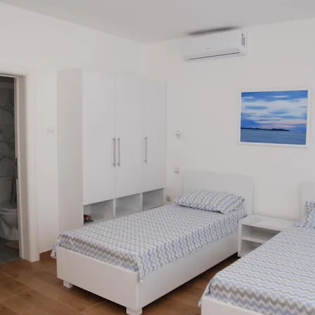 Castello Apartment